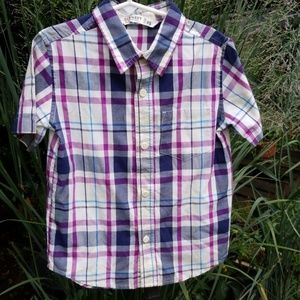 Button up short sleeve shirt